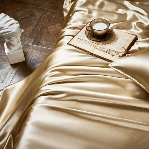 25 Momme Luxury Pure Mulberry Silk Bedding Set of 4（1x Quilt Cover + 1x Bedsheet + 2x Pillowcases）